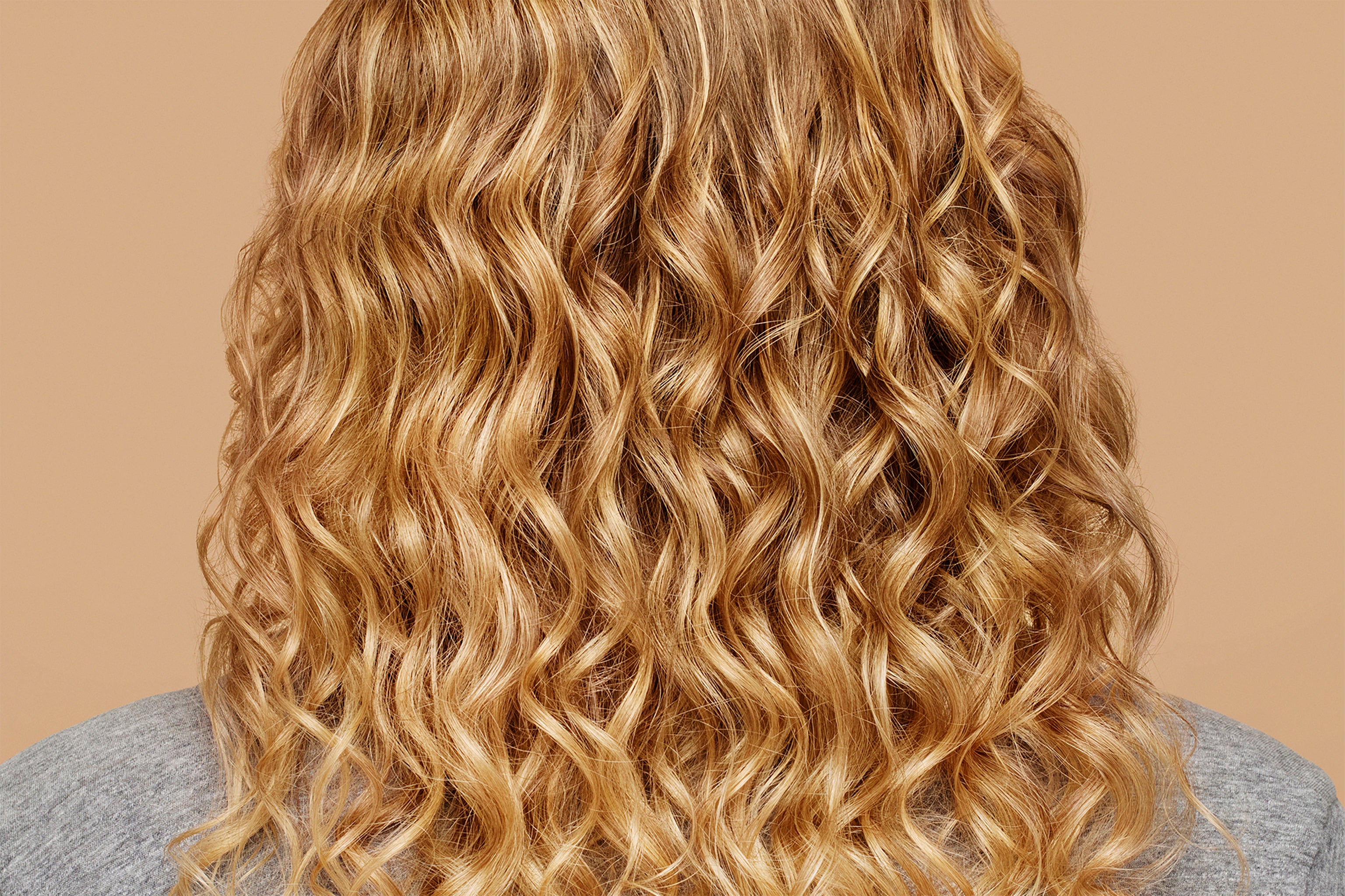 VitalCurl®+ Define & Shine Styling Gel-Cream After
